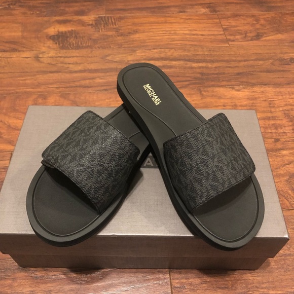 MICHAEL Michael Kors Shoes - MK Michael Kors slippers slides sandals shoes sz 8 women new